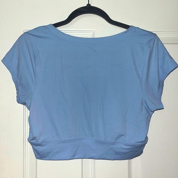 Offline Blue Button-Up Crop Yoga Top Size Medium - Picture 3 of 3
